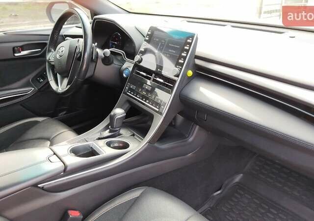 Серый Тойота Авалон, объемом двигателя 2.49 л и пробегом 189 тыс. км за 30500 $, фото 4 на Automoto.ua