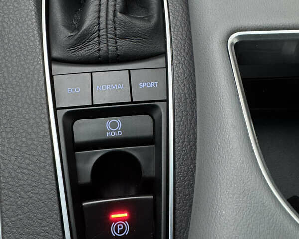 Серый Тойота Авалон, объемом двигателя 3.46 л и пробегом 59 тыс. км за 33900 $, фото 13 на Automoto.ua