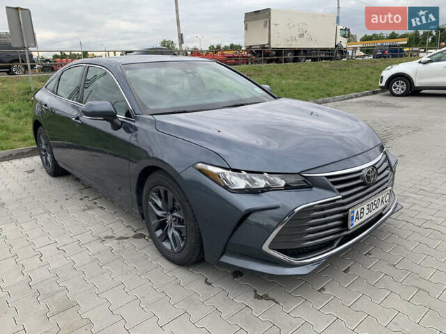 Серый Тойота Авалон, объемом двигателя 3.46 л и пробегом 56 тыс. км за 29800 $, фото 2 на Automoto.ua