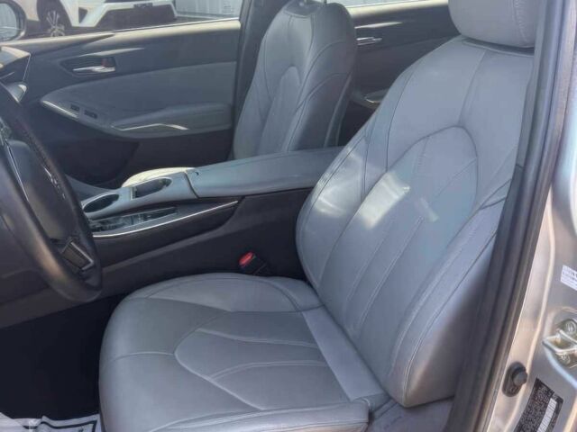 Серый Тойота Авалон, объемом двигателя 2.5 л и пробегом 33 тыс. км за 18400 $, фото 7 на Automoto.ua