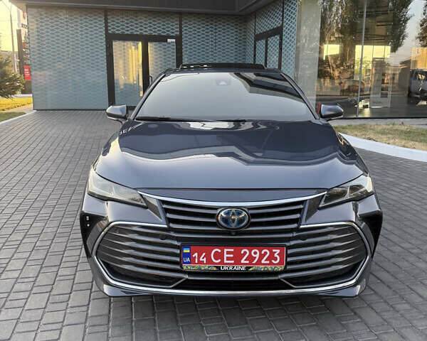 Тойота Авалон 2020 в Одессе на Automoto.ua Серый Тойота Авалон, объемом двигателя 2.49 л и пробегом 115 тыс. км за 31000 $, фото 1 на Automoto.ua