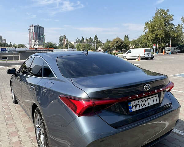 Серый Тойота Авалон, объемом двигателя 2.49 л и пробегом 75 тыс. км за 31000 $, фото 4 на Automoto.ua