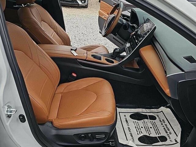 Серый Тойота Авалон, объемом двигателя 0 л и пробегом 20 тыс. км за 30500 $, фото 9 на Automoto.ua