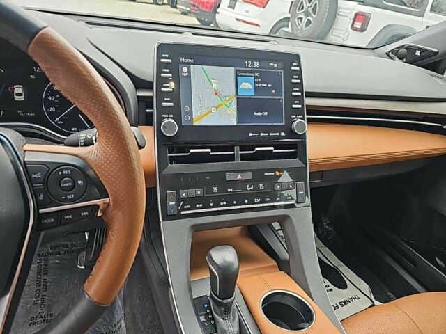 Серый Тойота Авалон, объемом двигателя 0 л и пробегом 20 тыс. км за 30500 $, фото 6 на Automoto.ua