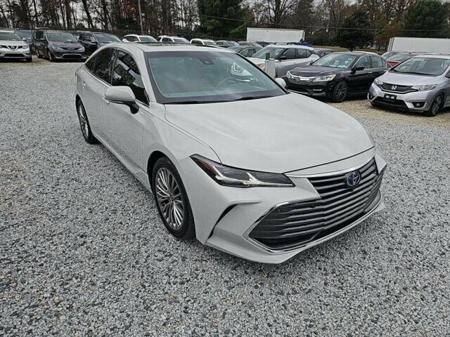 Серый Тойота Авалон, объемом двигателя 0 л и пробегом 20 тыс. км за 30500 $, фото 3 на Automoto.ua