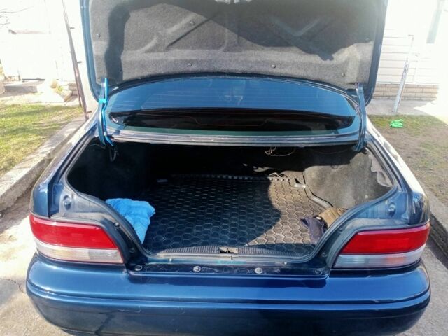Синий Тойота Авалон, объемом двигателя 3 л и пробегом 400 тыс. км за 3900 $, фото 2 на Automoto.ua