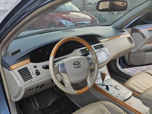 Синий Тойота Авалон, объемом двигателя 3.5 л и пробегом 350 тыс. км за 7300 $, фото 1 на Automoto.ua