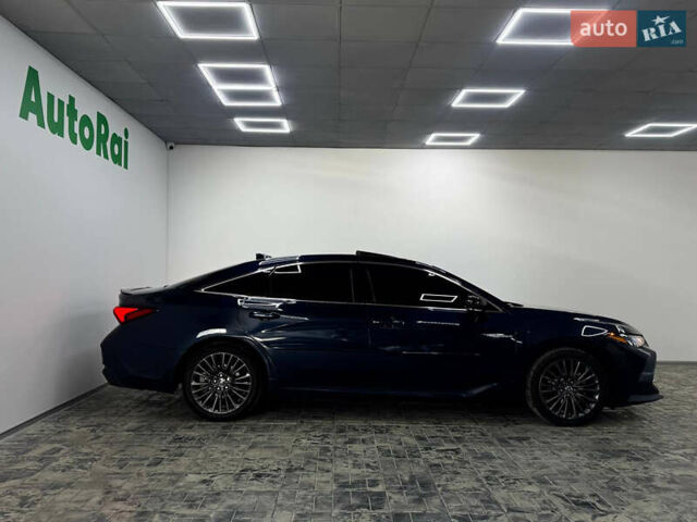 Синій Тойота Авалон, об'ємом двигуна 2.49 л та пробігом 227 тис. км за 26000 $, фото 2 на Automoto.ua