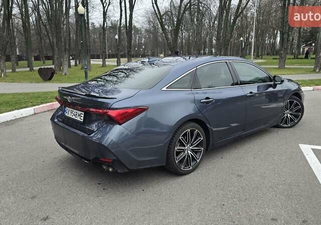 Синий Тойота Авалон, объемом двигателя 3.46 л и пробегом 74 тыс. км за 35000 $, фото 5 на Automoto.ua