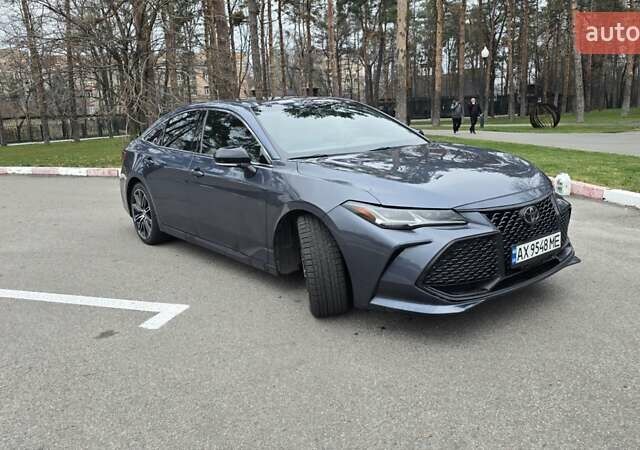 Синий Тойота Авалон, объемом двигателя 3.46 л и пробегом 74 тыс. км за 35000 $, фото 2 на Automoto.ua
