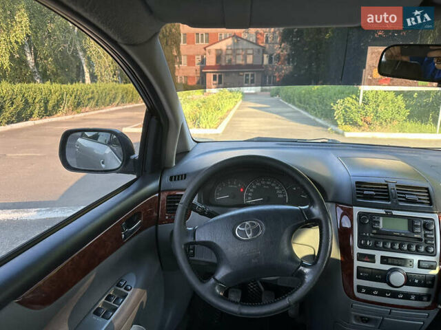 Сірий Тойота Авенсіс Версо, об'ємом двигуна 2 л та пробігом 250 тис. км за 5100 $, фото 27 на Automoto.ua