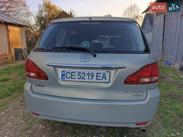 Серый Тойота Авенсис Версо, объемом двигателя 2 л и пробегом 370 тыс. км за 5500 $, фото 3 на Automoto.ua