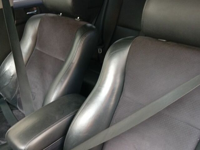 Серый Тойота Авенсис Версо, объемом двигателя 2 л и пробегом 407 тыс. км за 1903 $, фото 4 на Automoto.ua