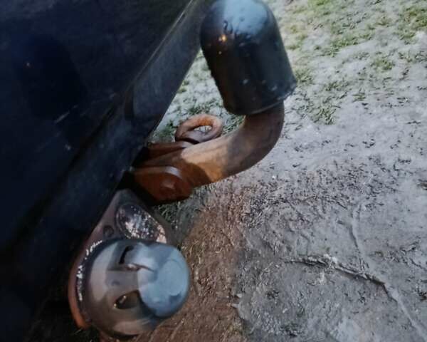 Синій Тойота Авенсіс Версо, об'ємом двигуна 2 л та пробігом 285 тис. км за 5900 $, фото 34 на Automoto.ua