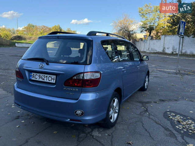 Синий Тойота Авенсис Версо, объемом двигателя 2 л и пробегом 336 тыс. км за 5350 $, фото 20 на Automoto.ua