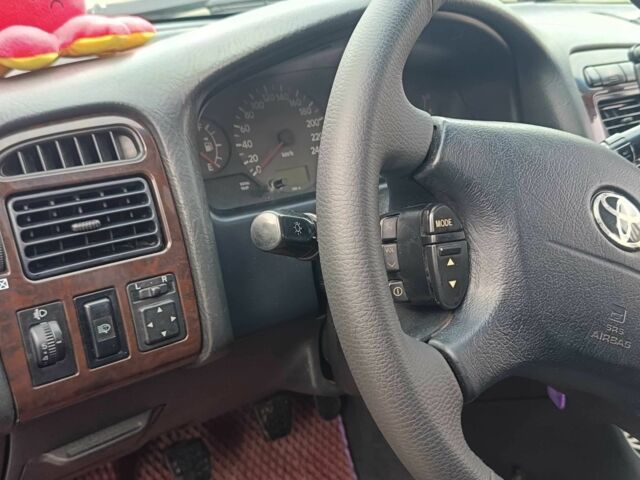 Белый Тойота Авенсис, объемом двигателя 2 л и пробегом 399 тыс. км за 3800 $, фото 14 на Automoto.ua