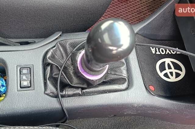 Белый Тойота Авенсис, объемом двигателя 2 л и пробегом 550 тыс. км за 3800 $, фото 10 на Automoto.ua