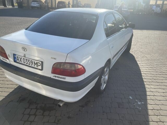 Белый Тойота Авенсис, объемом двигателя 1.8 л и пробегом 228 тыс. км за 4200 $, фото 11 на Automoto.ua