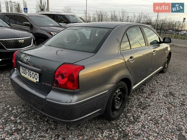 Білий Тойота Авенсіс, об'ємом двигуна 1.8 л та пробігом 178 тис. км за 3800 $, фото 4 на Automoto.ua