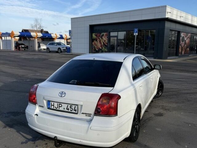 Белый Тойота Авенсис, объемом двигателя 2 л и пробегом 222 тыс. км за 2450 $, фото 4 на Automoto.ua