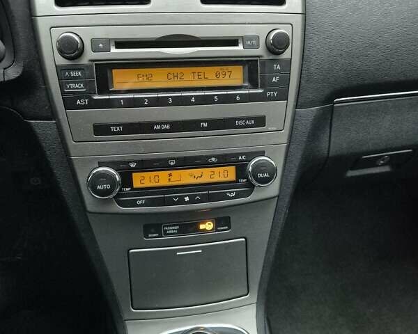 Білий Тойота Авенсіс, об'ємом двигуна 2 л та пробігом 219 тис. км за 7900 $, фото 14 на Automoto.ua