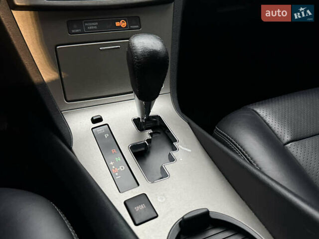 Белый Тойота Авенсис, объемом двигателя 1.8 л и пробегом 164 тыс. км за 8800 $, фото 16 на Automoto.ua