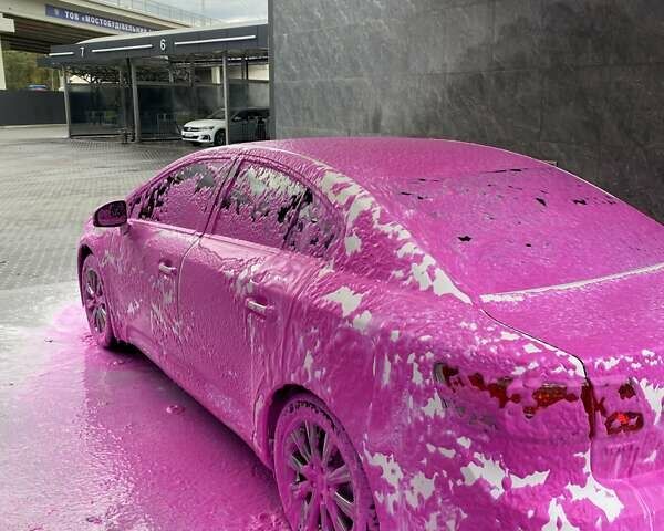 Белый Тойота Авенсис, объемом двигателя 2 л и пробегом 236 тыс. км за 10599 $, фото 16 на Automoto.ua