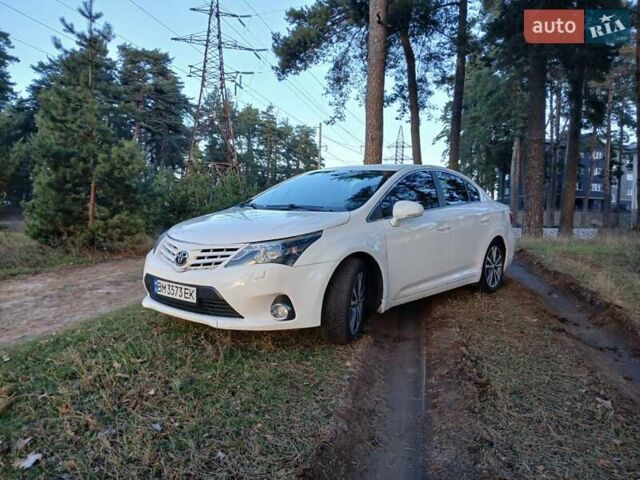 Белый Тойота Авенсис, объемом двигателя 2 л и пробегом 194 тыс. км за 9800 $, фото 1 на Automoto.ua