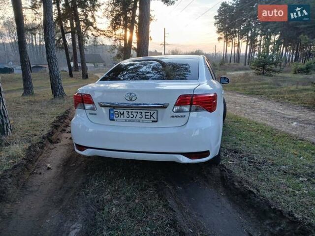 Белый Тойота Авенсис, объемом двигателя 2 л и пробегом 194 тыс. км за 9800 $, фото 4 на Automoto.ua