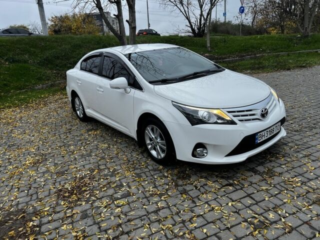 Білий Тойота Авенсіс, об'ємом двигуна 1.8 л та пробігом 134 тис. км за 12600 $, фото 6 на Automoto.ua