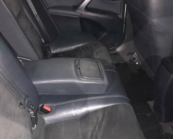 Білий Тойота Авенсіс, об'ємом двигуна 2 л та пробігом 227 тис. км за 10800 $, фото 13 на Automoto.ua