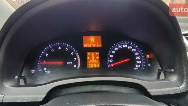 Белый Тойота Авенсис, объемом двигателя 1.8 л и пробегом 257 тыс. км за 9600 $, фото 13 на Automoto.ua