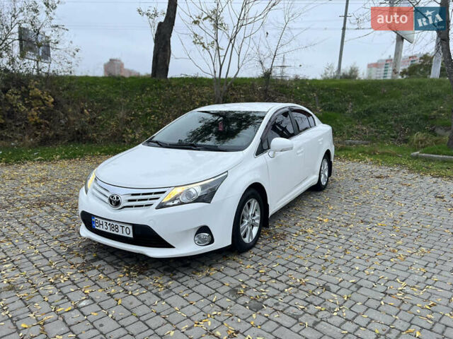 Белый Тойота Авенсис, объемом двигателя 1.8 л и пробегом 135 тыс. км за 12700 $, фото 16 на Automoto.ua