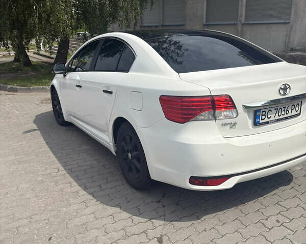 Белый Тойота Авенсис, объемом двигателя 2 л и пробегом 284 тыс. км за 9300 $, фото 18 на Automoto.ua