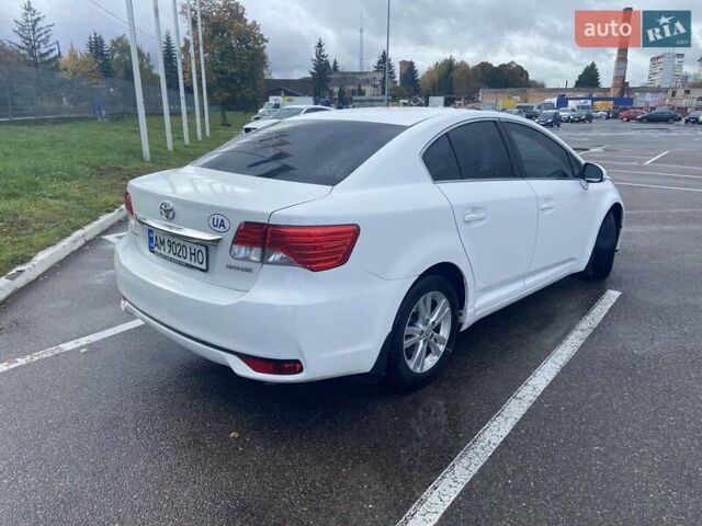 Белый Тойота Авенсис, объемом двигателя 1.8 л и пробегом 180 тыс. км за 11700 $, фото 3 на Automoto.ua