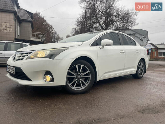 Белый Тойота Авенсис, объемом двигателя 1.8 л и пробегом 179 тыс. км за 11200 $, фото 1 на Automoto.ua