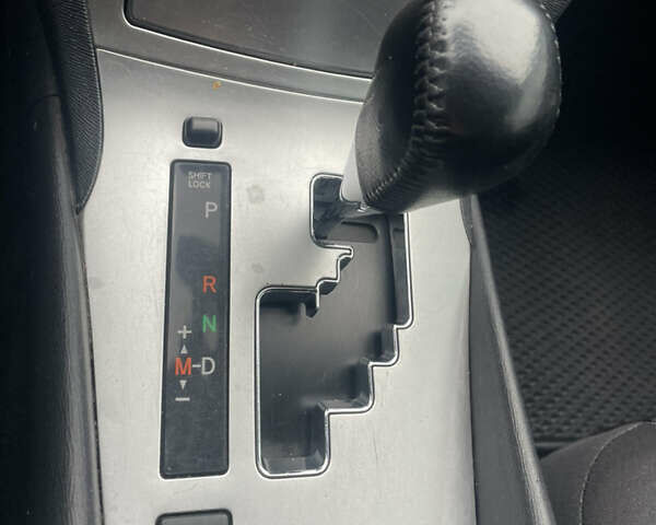 Белый Тойота Авенсис, объемом двигателя 1.8 л и пробегом 179 тыс. км за 11200 $, фото 18 на Automoto.ua