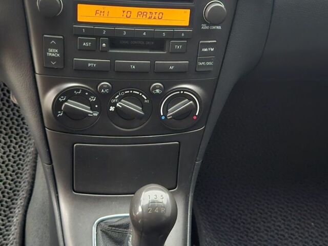 Белый Тойота Авенсис, объемом двигателя 1.8 л и пробегом 255 тыс. км за 5500 $, фото 2 на Automoto.ua