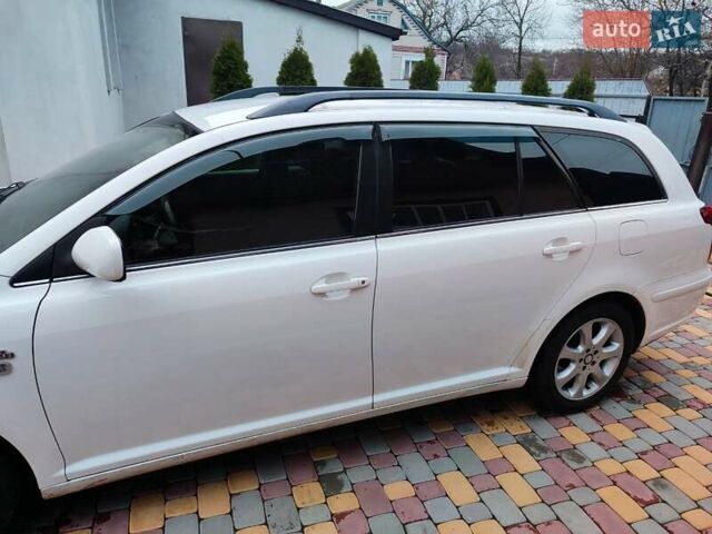 Белый Тойота Авенсис, объемом двигателя 2 л и пробегом 376 тыс. км за 5700 $, фото 7 на Automoto.ua