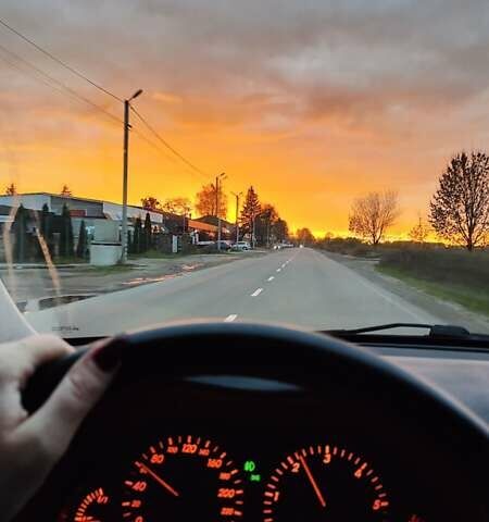 Белый Тойота Авенсис, объемом двигателя 2 л и пробегом 274 тыс. км за 6800 $, фото 9 на Automoto.ua