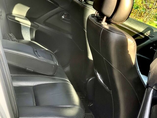 Белый Тойота Авенсис, объемом двигателя 2.2 л и пробегом 186 тыс. км за 7650 $, фото 10 на Automoto.ua