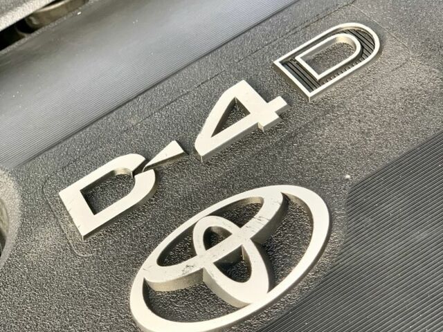 Белый Тойота Авенсис, объемом двигателя 2.2 л и пробегом 186 тыс. км за 7650 $, фото 10 на Automoto.ua