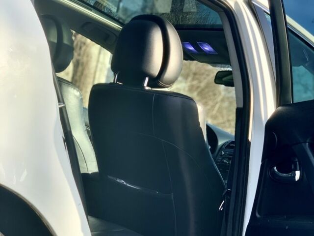 Белый Тойота Авенсис, объемом двигателя 2.2 л и пробегом 186 тыс. км за 7650 $, фото 18 на Automoto.ua