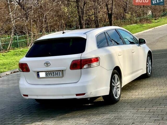 Білий Тойота Авенсіс, об'ємом двигуна 2.2 л та пробігом 186 тис. км за 7650 $, фото 8 на Automoto.ua