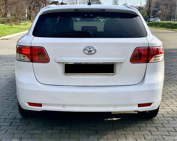 Белый Тойота Авенсис, объемом двигателя 2.22 л и пробегом 188 тыс. км за 7100 $, фото 14 на Automoto.ua