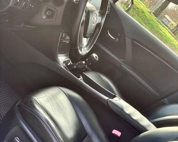 Білий Тойота Авенсіс, об'ємом двигуна 2.2 л та пробігом 186 тис. км за 7650 $, фото 20 на Automoto.ua