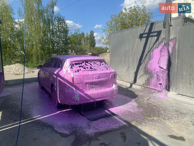 Белый Тойота Авенсис, объемом двигателя 2.2 л и пробегом 212 тыс. км за 9400 $, фото 15 на Automoto.ua