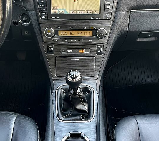 Білий Тойота Авенсіс, об'ємом двигуна 2.2 л та пробігом 259 тис. км за 8990 $, фото 10 на Automoto.ua