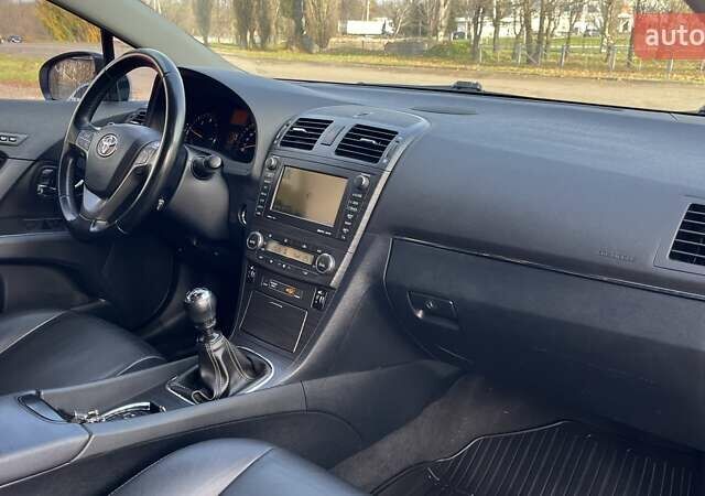 Білий Тойота Авенсіс, об'ємом двигуна 2.2 л та пробігом 259 тис. км за 8990 $, фото 11 на Automoto.ua