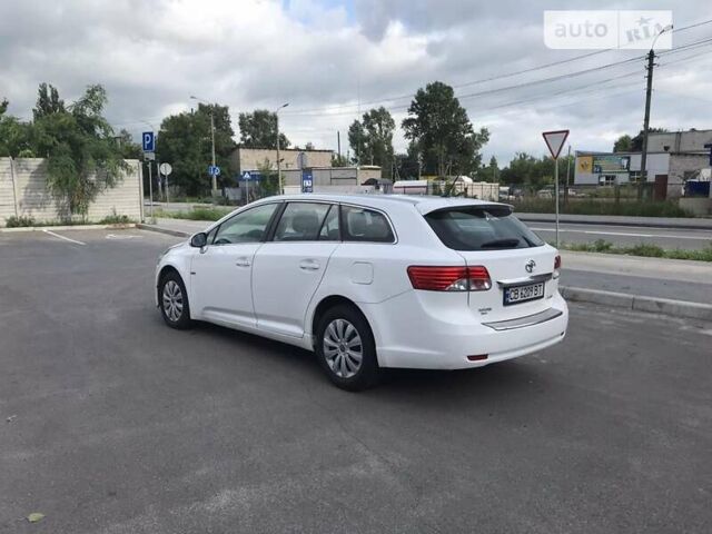 Білий Тойота Авенсіс, об'ємом двигуна 2 л та пробігом 275 тис. км за 8400 $, фото 1 на Automoto.ua